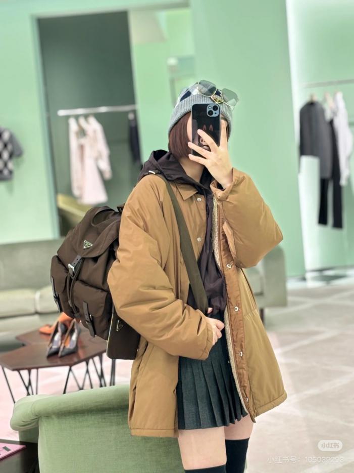 designer,replica,clothing,fake,1:1,lv,luxury,high quality Prada’s latest Fall/Winter shirt-style collared oversized coat (WYY18) designer,replica,clothing,fake,1:1,lv,luxury,high quality Prada’s latest Fall/Winter shirt-style collared oversized coat (WYY18)