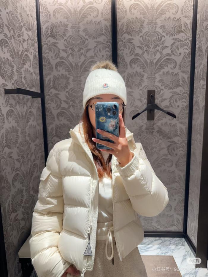 designer,replica,clothing,fake,1:1,lv,luxury,high quality Moncler Fall/Winter New Arrivals: Short Stand-Collar Down Jacket in New Colorway (TRZJB) designer,replica,clothing,fake,1:1,lv,luxury,high quality Moncler Fall/Winter New Arrivals: Short Stand-Collar Down Jacket in New Colorway (TRZJB)