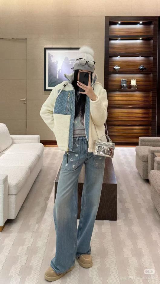 designer,replica,clothing,fake,1:1,lv,luxury,high quality New LV sequined logo pocket straight-leg jeans (I4QY3) designer,replica,clothing,fake,1:1,lv,luxury,high quality New LV sequined logo pocket straight-leg jeans (I4QY3)