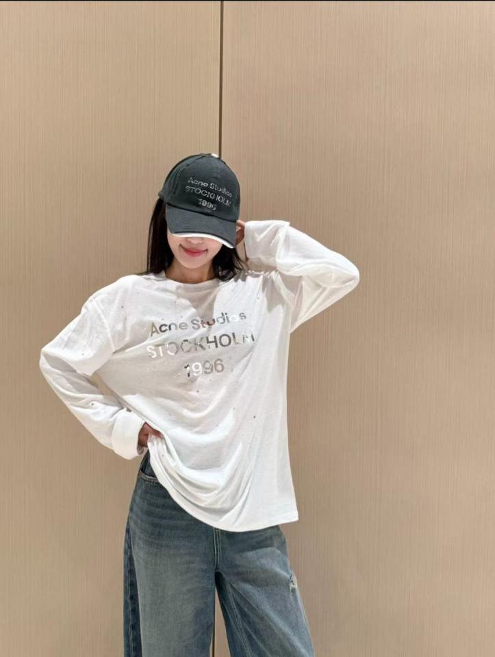 designer,replica,clothing,fake,1:1,lv,luxury,high quality ACNE Early Autumn Collection New Letter Print Rhinestone Long-Sleeve Crew Neck T-Shirt (VXCD0) designer,replica,clothing,fake,1:1,lv,luxury,high quality ACNE Early Autumn Collection New Letter Print Rhinestone Long-Sleeve Crew Neck T-Shirt (VXCD0)