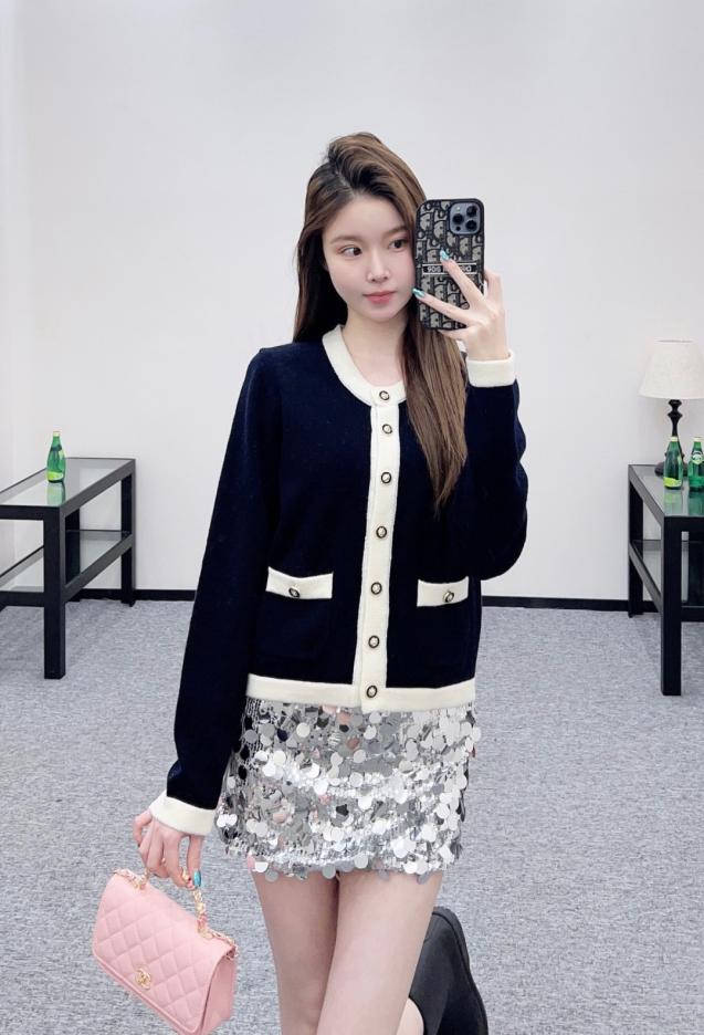 designer,replica,clothing,fake,1:1,lv,luxury,high quality Chanel’s latest Fall/Winter collection: Color-blocked round neck knit long-sleeved cardigan (B9BLE) designer,replica,clothing,fake,1:1,lv,luxury,high quality Chanel’s latest Fall/Winter collection: Color-blocked round neck knit long-sleeved cardigan (B9BLE)