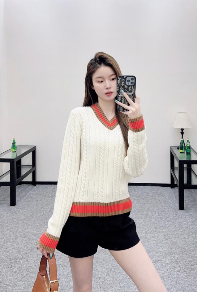 designer,replica,clothing,fake,1:1,lv,luxury,high quality Chanel’s latest Fall/Winter collection: Cable-knit striped pullover sweater (JEHHA) designer,replica,clothing,fake,1:1,lv,luxury,high quality Chanel’s latest Fall/Winter collection: Cable-knit striped pullover sweater (JEHHA)