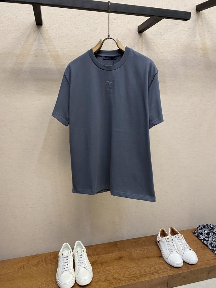 designer,replica,clothing,fake,1:1,lv,luxury,high quality LV 2026FW Early Spring New Arrival T-shirt, Soft Heavyweight 100% Cotton (ERB55) designer,replica,clothing,fake,1:1,lv,luxury,high quality LV 2026FW Early Spring New Arrival T-shirt, Soft Heavyweight 100% Cotton (ERB55)