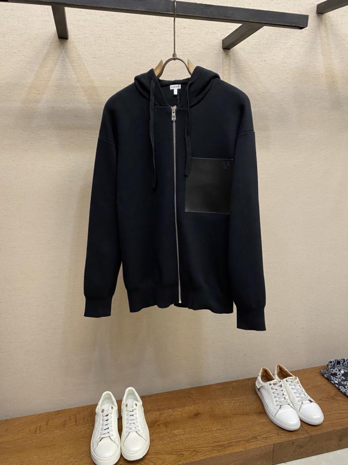 designer,replica,clothing,fake,1:1,lv,luxury,high quality Loewe small-label leather patch pocket sweater cardigan (81AC7) designer,replica,clothing,fake,1:1,lv,luxury,high quality Loewe small-label leather patch pocket sweater cardigan (81AC7)