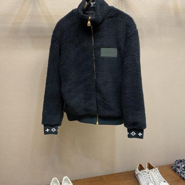 designer,replica,clothing,fake,1:1,lv,luxury,high quality LV Green Velvet Leather Turtleneck Coat (RODBF)