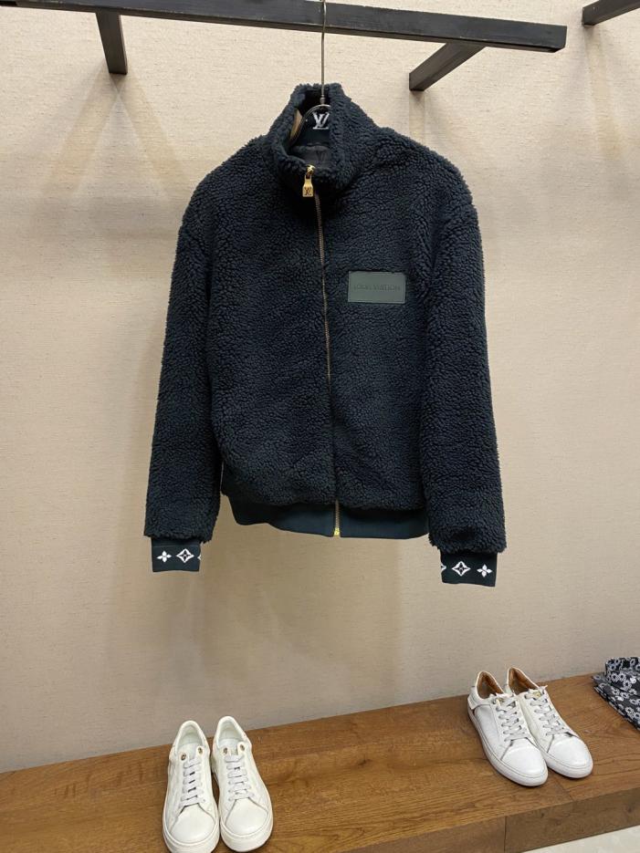 designer,replica,clothing,fake,1:1,lv,luxury,high quality LV Green Velvet Leather Turtleneck Coat (RODBF) designer,replica,clothing,fake,1:1,lv,luxury,high quality LV Green Velvet Leather Turtleneck Coat (RODBF)