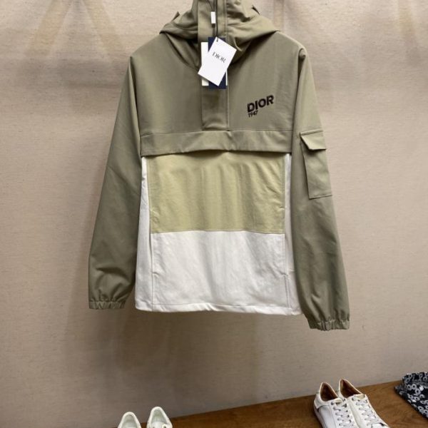 designer,replica,clothing,fake,1:1,lv,luxury,high quality Dior CD 2026 Early Spring New Arrival Tri-proof Rain Jacket (EC6GG)