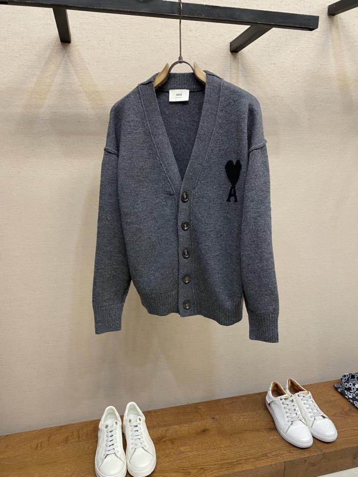 designer,replica,clothing,fake,1:1,lv,luxury,high quality AMI….. Grey Heart-Shaped Cardigan Sweater (EFDM9) designer,replica,clothing,fake,1:1,lv,luxury,high quality AMI….. Grey Heart-Shaped Cardigan Sweater (EFDM9)