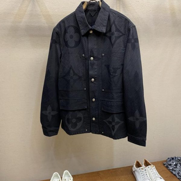 designer,replica,clothing,fake,1:1,lv,luxury,high quality LV LV24FW Dark Pattern Burnout Denim Jacket (9E7VK)