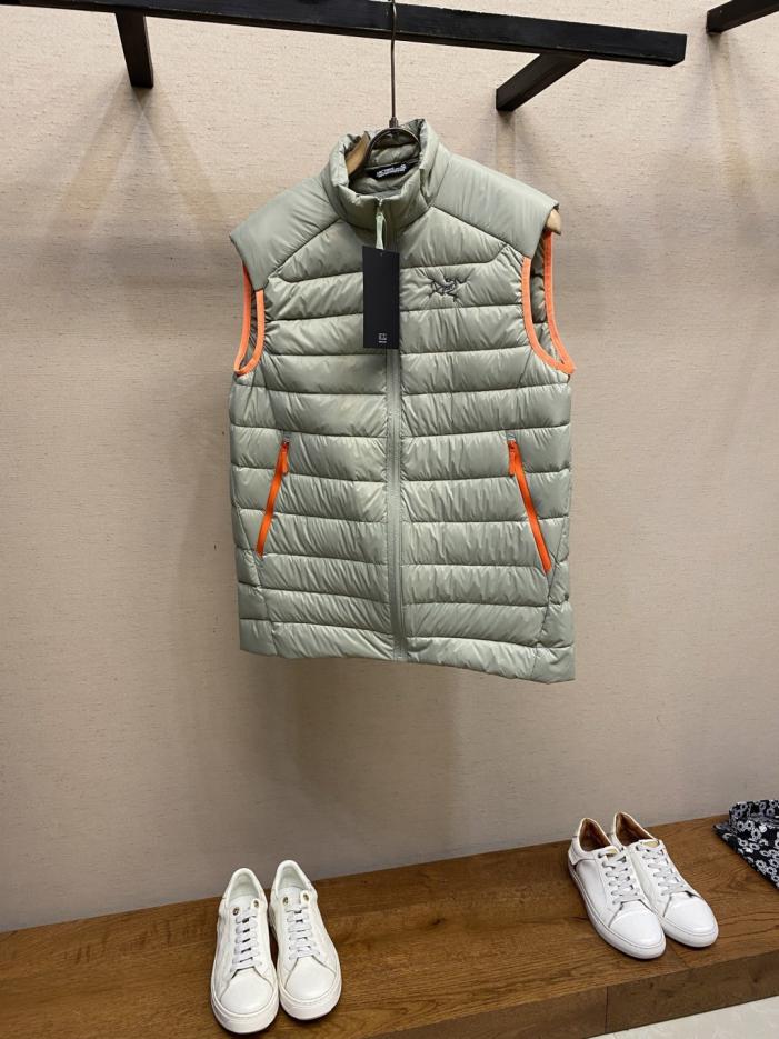 designer,replica,clothing,fake,1:1,lv,luxury,high quality PArctery Cerium Vest Ribs Vest (5ALN2) designer,replica,clothing,fake,1:1,lv,luxury,high quality PArctery Cerium Vest Ribs Vest (5ALN2)