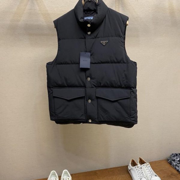 designer,replica,clothing,fake,1:1,lv,luxury,high quality Prada down vest with triangular logo (4O9UZ)