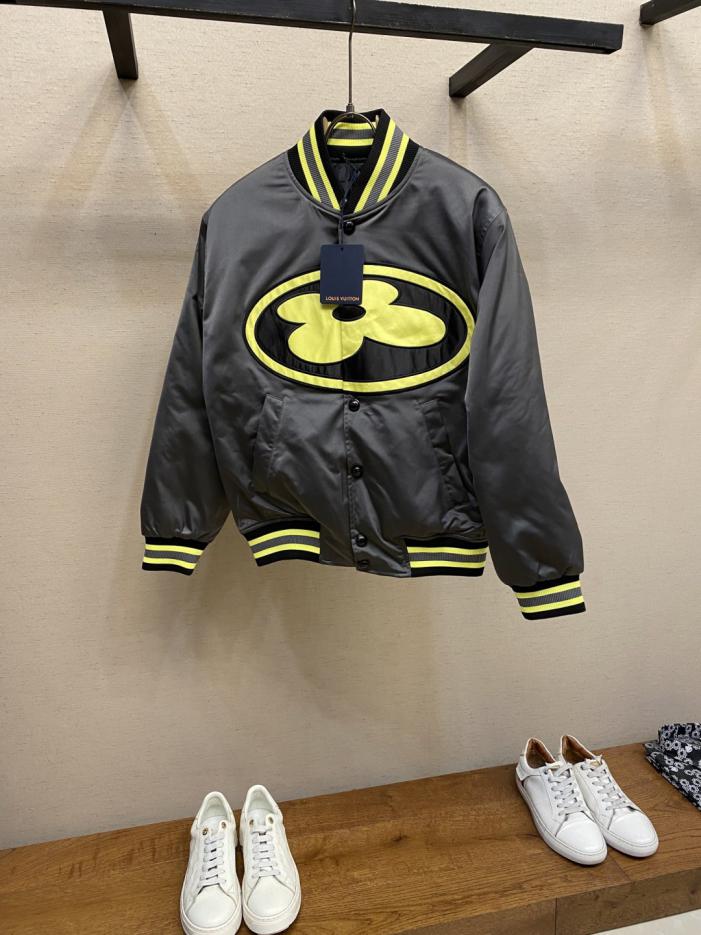 designer,replica,clothing,fake,1:1,lv,luxury,high quality LV ️Dry Clean Only Fall/Winter Silk Satin Baseball Jacket with Waistband (8V0JF) designer,replica,clothing,fake,1:1,lv,luxury,high quality LV ️Dry Clean Only Fall/Winter Silk Satin Baseball Jacket with Waistband (8V0JF)