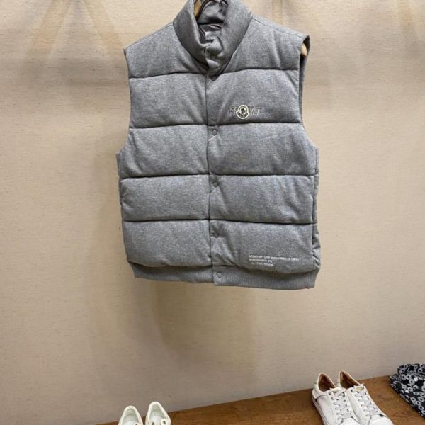 designer,replica,clothing,fake,1:1,lv,luxury,high quality Moncler cotton embroidered down vest (VWL59)