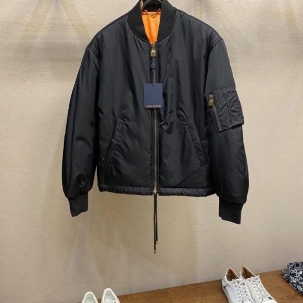 designer,replica,clothing,fake,1:1,lv,luxury,high quality LV oversized cropped bomber jacket (H5118)