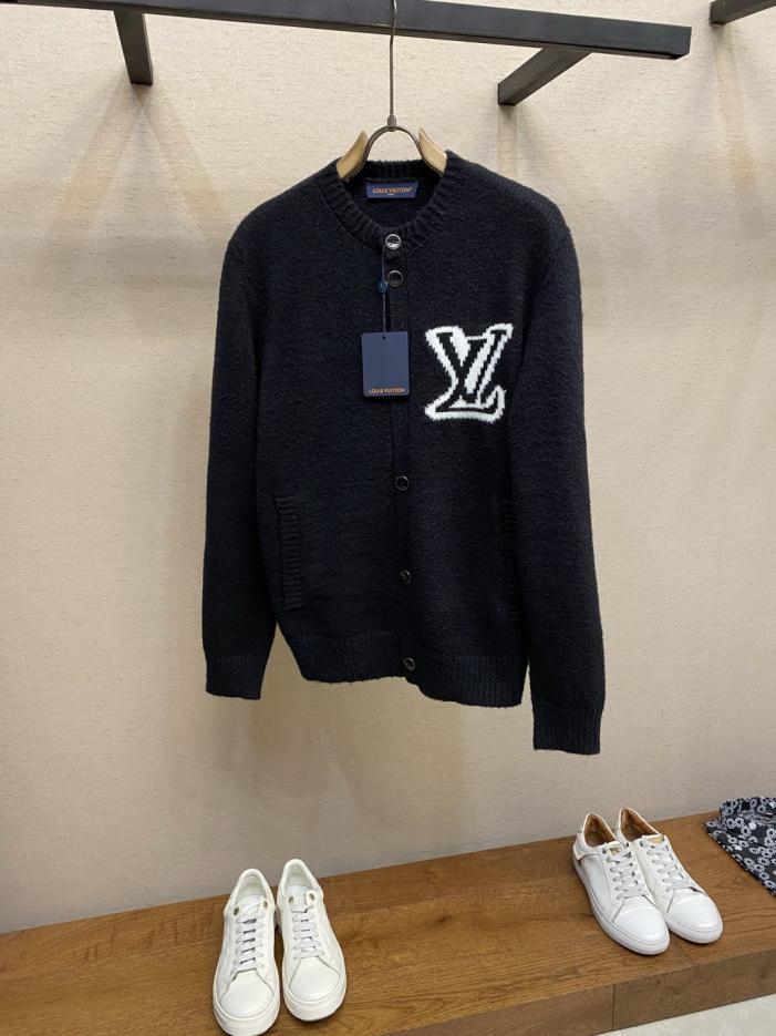 designer,replica,clothing,fake,1:1,lv,luxury,high quality Louis Vuitton Chunky Wool Button-Up Intarsia Cardigan (5DIHV) designer,replica,clothing,fake,1:1,lv,luxury,high quality Louis Vuitton Chunky Wool Button-Up Intarsia Cardigan (5DIHV)