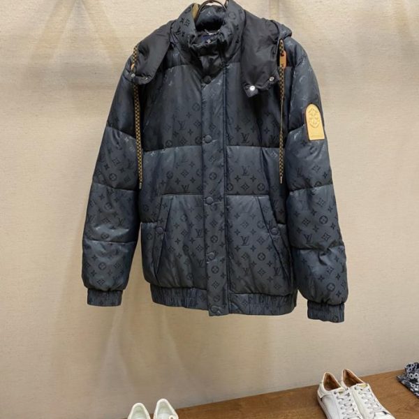 designer,replica,clothing,fake,1:1,lv,luxury,high quality Louis Vuitton Ski Collection Monogram Jacquard Down Jacket (SMI1G)