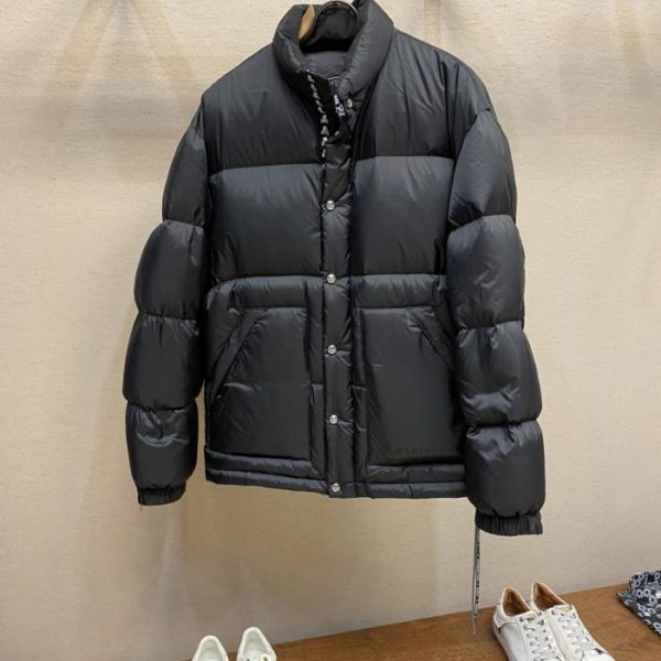 designer,replica,clothing,fake,1:1,lv,luxury,high quality MMJ, the pioneer of Japanese streetwear brand, offers puffer jackets (UKEA8).