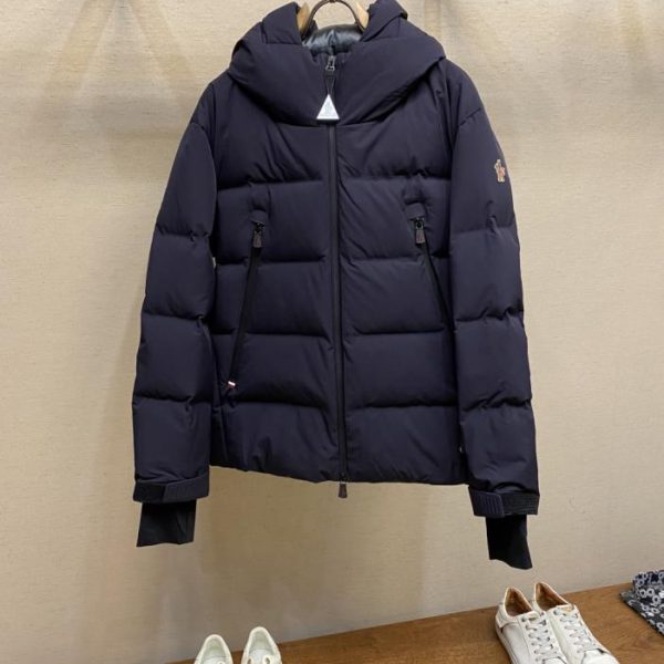 designer,replica,clothing,fake,1:1,lv,luxury,high quality Moncler Fall/Winter High-End Outdoor Collection: Windproof, Waterproof, Functional All-Weather Down Jacket (O83DC)