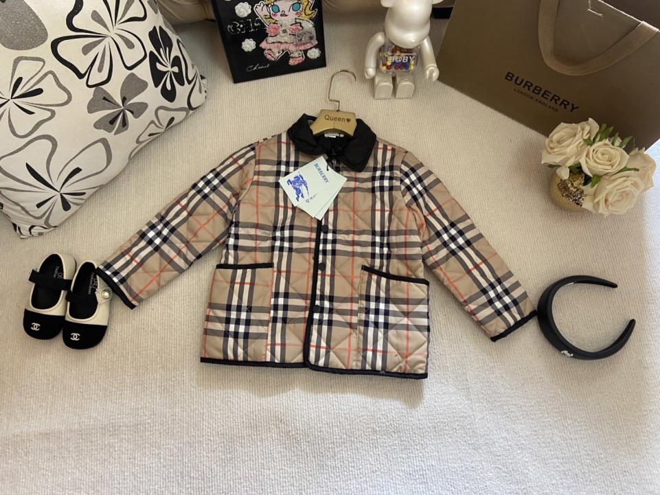 designer,replica,clothing,fake,1:1,lv,luxury,high quality Burberry Fall/Winter New Arrivals: Cotton Coat – Suitable for Both Boys and Girls (JDJJS)