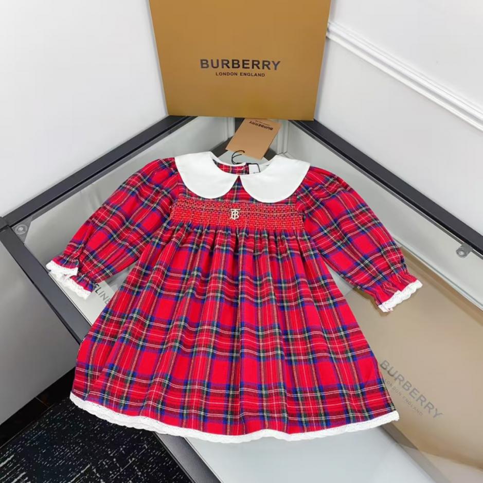 designer,replica,clothing,fake,1:1,lv,luxury,high quality This red plaid vintage-style dress from Burberry (ODIXD) designer,replica,clothing,fake,1:1,lv,luxury,high quality This red plaid vintage-style dress from Burberry (ODIXD)