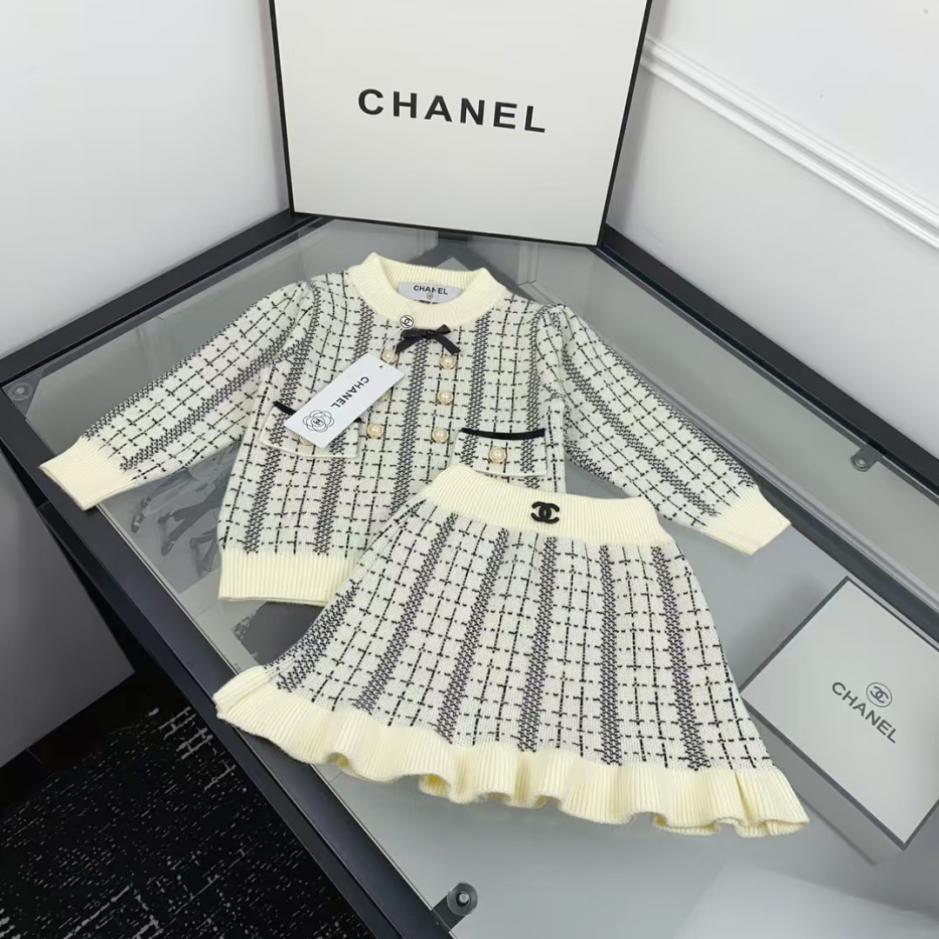 designer,replica,clothing,fake,1:1,lv,luxury,high quality Chanel pearl-embellished two-piece sweater set (W42Y4) designer,replica,clothing,fake,1:1,lv,luxury,high quality Chanel pearl-embellished two-piece sweater set (W42Y4)