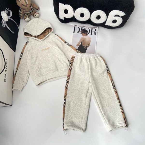 designer,replica,clothing,fake,1:1,lv,luxury,high quality Burberry children’s premium cotton embroidered hoodie and plaid sweatpants 2-piece set (VJXRB)