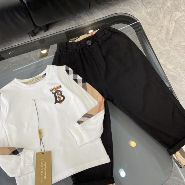 designer,replica,clothing,fake,1:1,lv,luxury,high quality Burberry 2-piece set: cotton base layer top + cotton rolled-up trousers (LENIN)