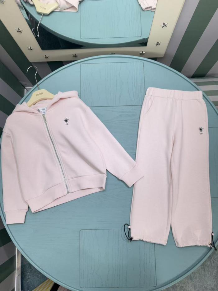 designer,replica,clothing,fake,1:1,lv,luxury,high quality Dior Early Autumn/Winter New Arrivals: Premium Children’s Girls’ Long-Sleeved Hooded Sweatshirt and Jacket Set (SWC2Q) designer,replica,clothing,fake,1:1,lv,luxury,high quality Dior Early Autumn/Winter New Arrivals: Premium Children’s Girls’ Long-Sleeved Hooded Sweatshirt and Jacket Set (SWC2Q)