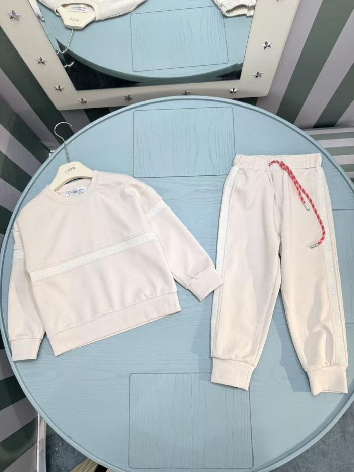 designer,replica,clothing,fake,1:1,lv,luxury,high quality Early Autumn/Winter New Arrival from Dior Boutique: Children’s Two-Piece Set – Sweatshirt + Pants (RZVJJ) designer,replica,clothing,fake,1:1,lv,luxury,high quality Early Autumn/Winter New Arrival from Dior Boutique: Children’s Two-Piece Set – Sweatshirt + Pants (RZVJJ)