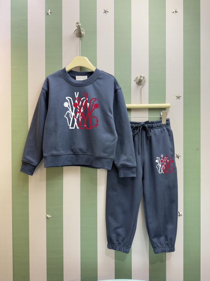 designer,replica,clothing,fake,1:1,lv,luxury,high quality High-quality early autumn/winter Moncler children’s crew neck sweatshirt set (0U1IX) designer,replica,clothing,fake,1:1,lv,luxury,high quality High-quality early autumn/winter Moncler children’s crew neck sweatshirt set (0U1IX)