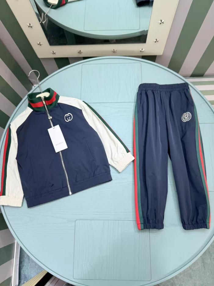 designer,replica,clothing,fake,1:1,lv,luxury,high quality Early Autumn/Winter New Arrival: GG Two-Piece Sweatshirt Set for Boys and Girls (Jacket + Pants) (Dior 2ML) designer,replica,clothing,fake,1:1,lv,luxury,high quality Early Autumn/Winter New Arrival: GG Two-Piece Sweatshirt Set for Boys and Girls (Jacket + Pants) (Dior 2ML)