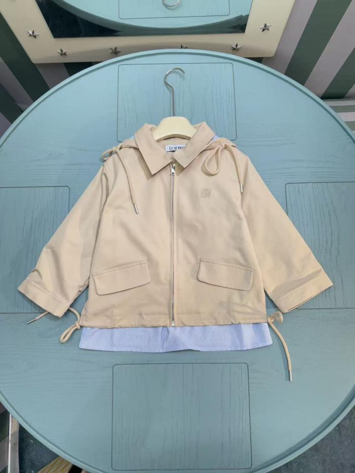 designer,replica,clothing,fake,1:1,lv,luxury,high quality Early Autumn/Winter New Arrival: LOE Children’s Girl Trench Coat (UD42X) designer,replica,clothing,fake,1:1,lv,luxury,high quality Early Autumn/Winter New Arrival: LOE Children’s Girl Trench Coat (UD42X)