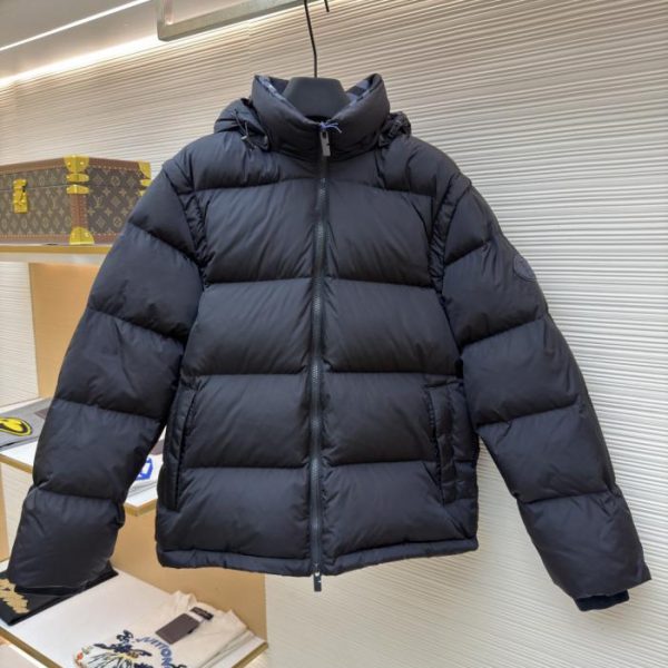 designer,replica,clothing,fake,1:1,lv,luxury,high quality Burberry down jacket with detachable sleeves (VX9L2)