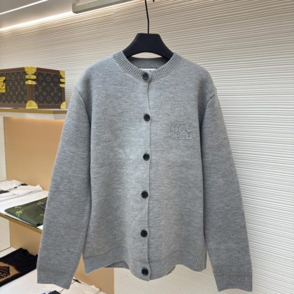 designer,replica,clothing,fake,1:1,lv,luxury,high quality MIUMIU Embroidered Appliquﾃｩ Cardigan (1O3HV)