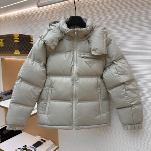 designer,replica,clothing,fake,1:1,lv,luxury,high quality Prada solid color down jacket with detachable hood (F62G8)