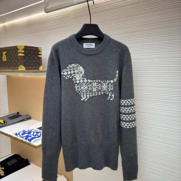 designer,replica,clothing,fake,1:1,lv,luxury,high quality THOM BROWNE Snowflake Dog Wool Crew Neck (TTXYZ)