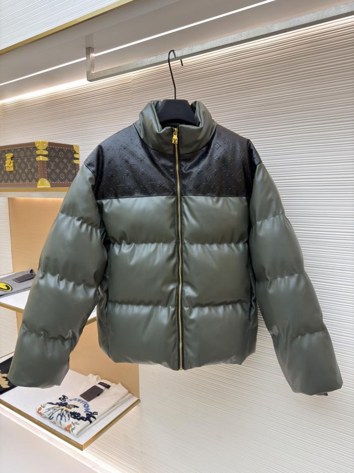 designer,replica,clothing,fake,1:1,lv,luxury,high quality LOUIS VUITTON Embossed Patchwork Down Jacket (CDEUX) designer,replica,clothing,fake,1:1,lv,luxury,high quality LOUIS VUITTON Embossed Patchwork Down Jacket (CDEUX)