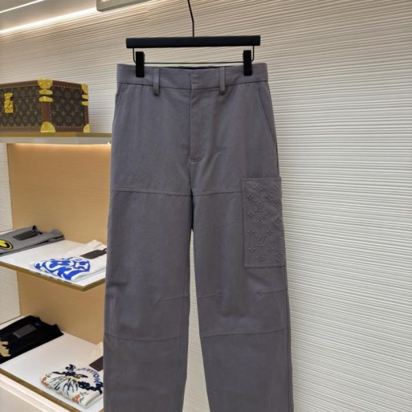 designer,replica,clothing,fake,1:1,lv,luxury,high quality LOUIS VUITTON Pocket Embossed Cargo Pants (SB7JC)