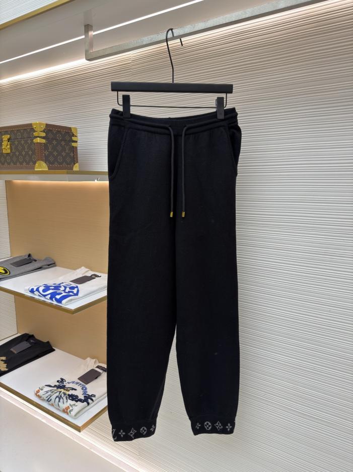designer,replica,clothing,fake,1:1,lv,luxury,high quality LOUIS VUITTON Wool Knit Printed Pants with Wide-Leg Cropped Hem (DRCQO) designer,replica,clothing,fake,1:1,lv,luxury,high quality LOUIS VUITTON Wool Knit Printed Pants with Wide-Leg Cropped Hem (DRCQO)