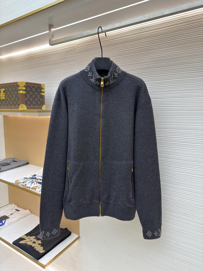 designer,replica,clothing,fake,1:1,lv,luxury,high quality LOUIS VUITTON Wool Knit Printed Stand Collar Long Sleeve (5YBUM) designer,replica,clothing,fake,1:1,lv,luxury,high quality LOUIS VUITTON Wool Knit Printed Stand Collar Long Sleeve (5YBUM)