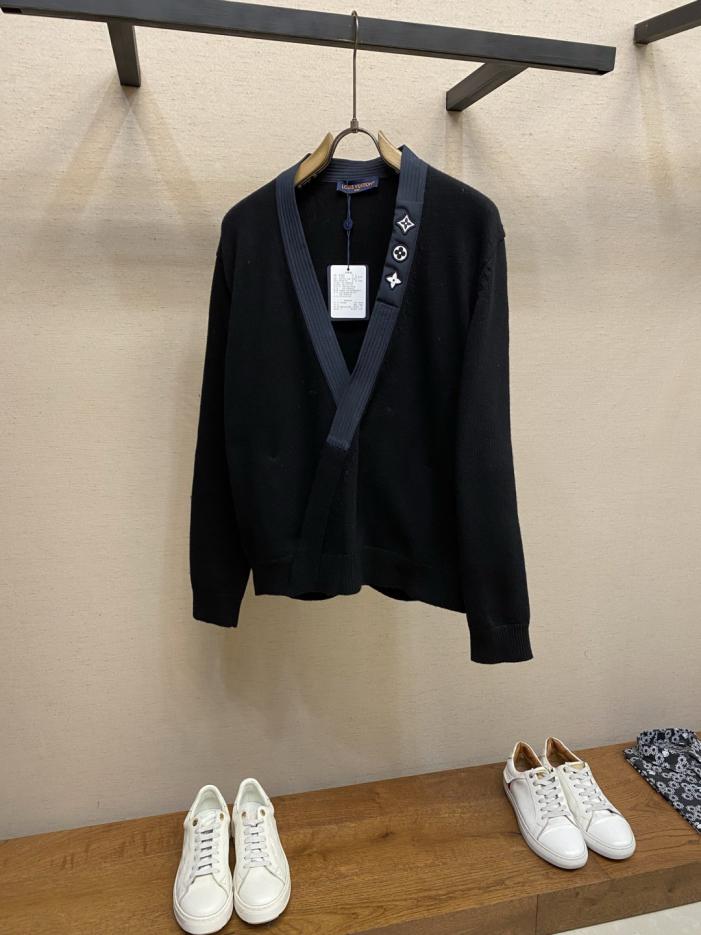 designer,replica,clothing,fake,1:1,lv,luxury,high quality Louis Vuitton three-color color-blocked cardigan (WRDY6) designer,replica,clothing,fake,1:1,lv,luxury,high quality Louis Vuitton three-color color-blocked cardigan (WRDY6)