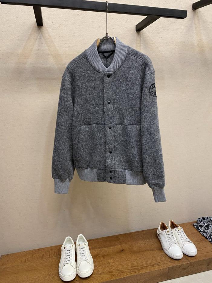 designer,replica,clothing,fake,1:1,lv,luxury,high quality Canada Goose fleece jacket with patchwork buttons (G3CLS) designer,replica,clothing,fake,1:1,lv,luxury,high quality Canada Goose fleece jacket with patchwork buttons (G3CLS)