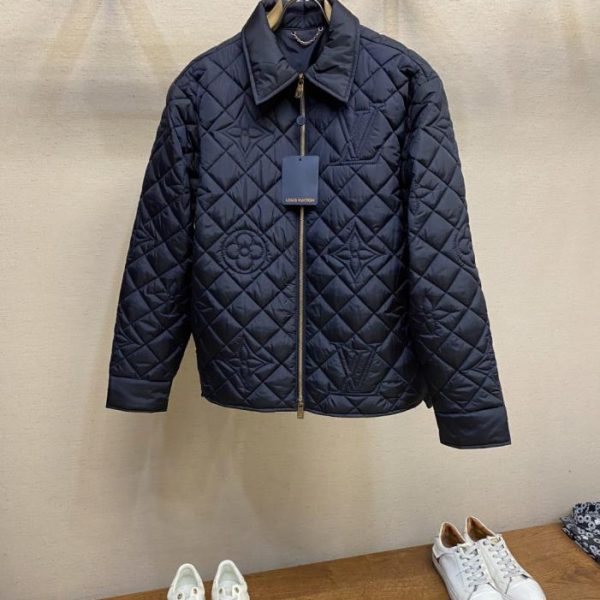 designer,replica,clothing,fake,1:1,lv,luxury,high quality LV MONOGRAM Quilted Shirt Jacket. This quilted jacket-style shirt (A6EYG)