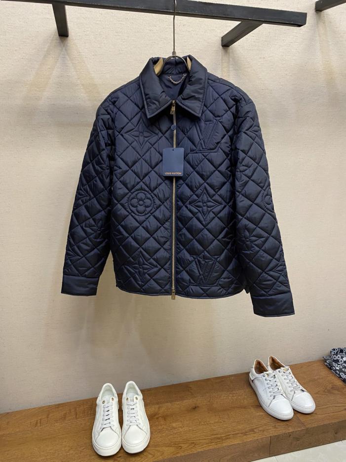 designer,replica,clothing,fake,1:1,lv,luxury,high quality LV MONOGRAM Quilted Shirt Jacket. This quilted jacket-style shirt (A6EYG) designer,replica,clothing,fake,1:1,lv,luxury,high quality LV MONOGRAM Quilted Shirt Jacket. This quilted jacket-style shirt (A6EYG)