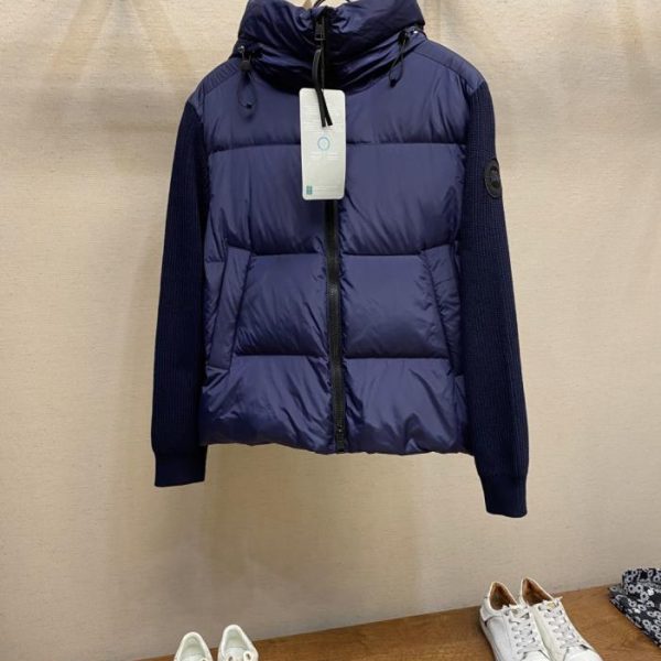 designer,replica,clothing,fake,1:1,lv,luxury,high quality Canada Goose hooded down jacket with sleeve patch (E63YZ)