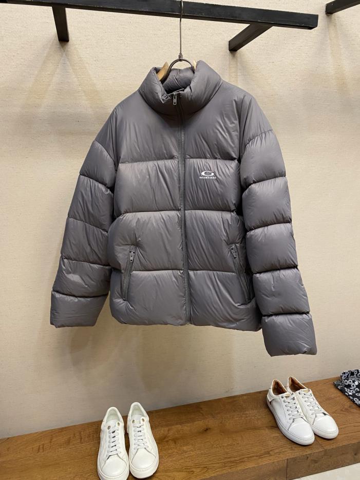 designer,replica,clothing,fake,1:1,lv,luxury,high quality Balenciaga logo down jacket (HTWTB) designer,replica,clothing,fake,1:1,lv,luxury,high quality Balenciaga logo down jacket (HTWTB)