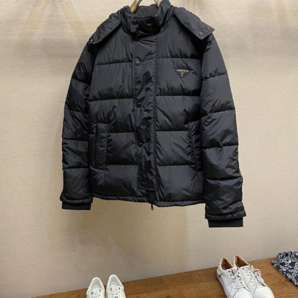 designer,replica,clothing,fake,1:1,lv,luxury,high quality Prada’s new winter collection: High-end custom-made 90% goose down jacket (OYD7A)