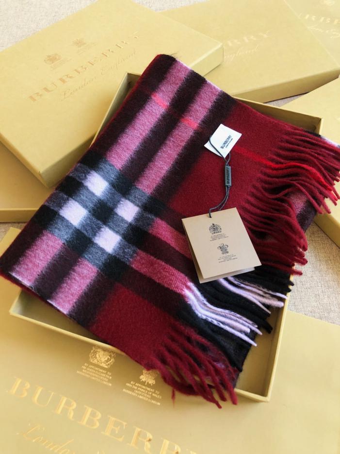 designer,replica,clothing,fake,1:1,lv,luxury,high quality Burberry deep wave pattern classic cashmere check scarf in burgundy (F5EFR) designer,replica,clothing,fake,1:1,lv,luxury,high quality Burberry deep wave pattern classic cashmere check scarf in burgundy (F5EFR)