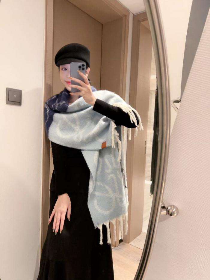 designer,replica,clothing,fake,1:1,lv,luxury,high quality Loewe’s stunning new embroidered mohair scarf (0I3LM) designer,replica,clothing,fake,1:1,lv,luxury,high quality Loewe’s stunning new embroidered mohair scarf (0I3LM)