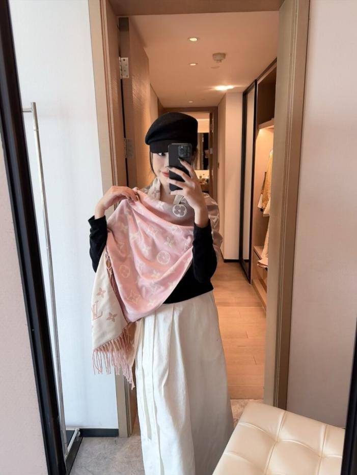 designer,replica,clothing,fake,1:1,lv,luxury,high quality LV gradient scarf (GTOXD) designer,replica,clothing,fake,1:1,lv,luxury,high quality LV gradient scarf (GTOXD)